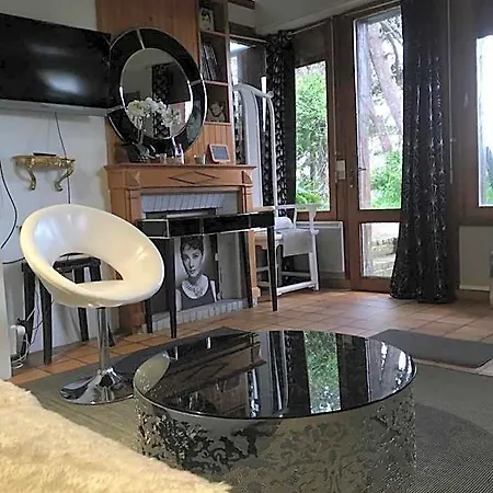 Chante Brise Bed & Breakfast